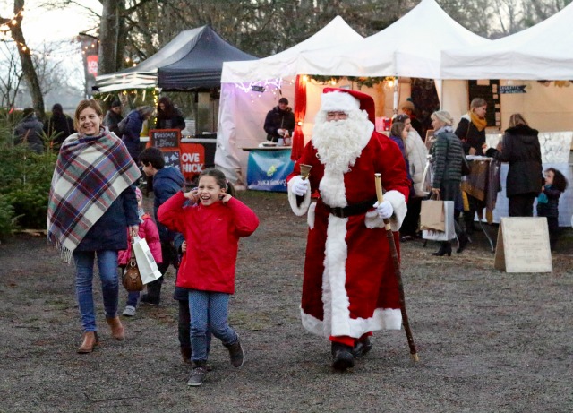 Santa-Coppet-Market-on-creative-living-geneva