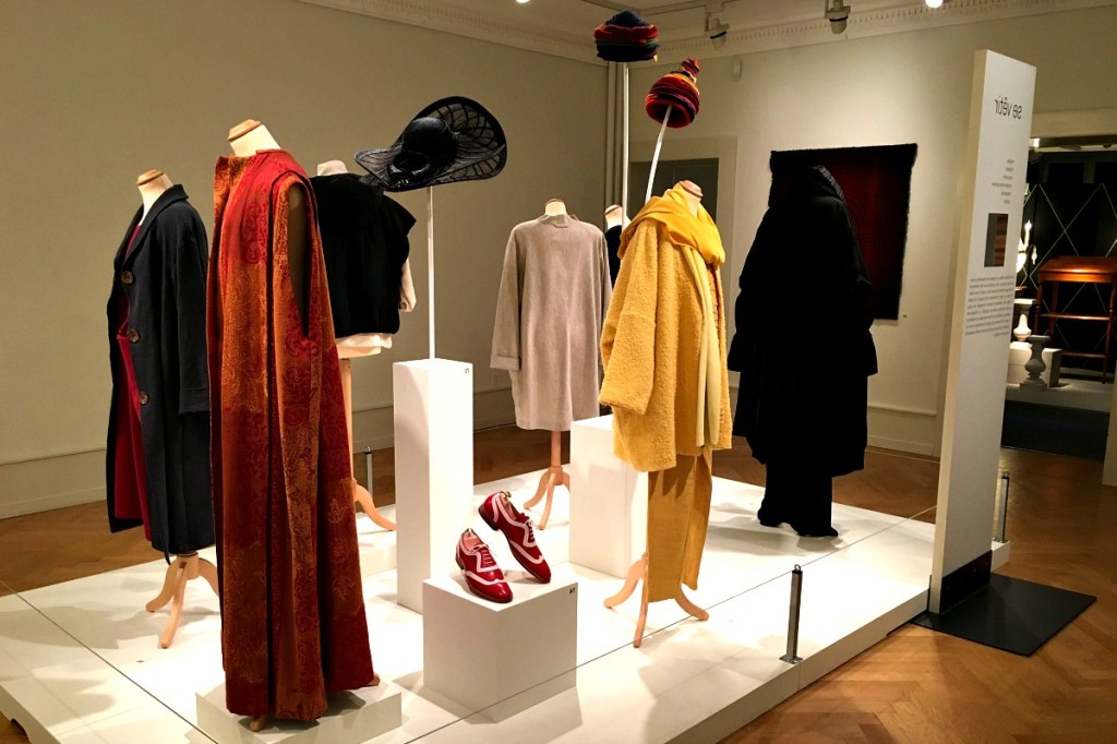 museum-exhibit-on-artisans-in-carouge