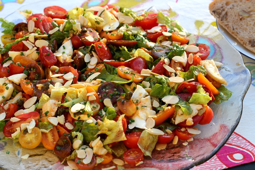 seasonal tomato salad